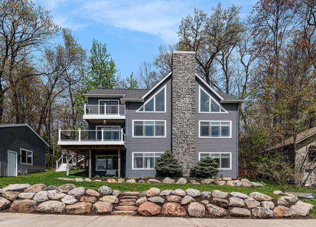 Property at 7379 Wimpole Dr NE, Belding, MI 48809, 6 beds, 3.5 baths