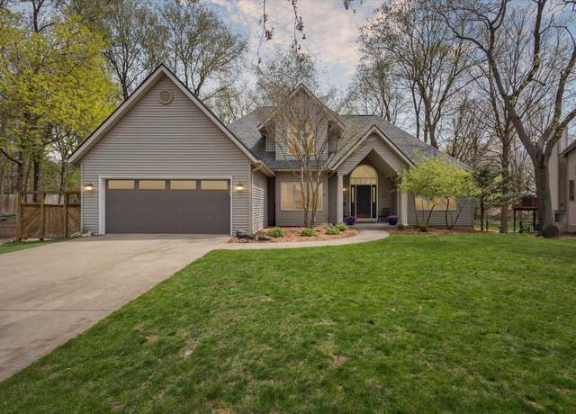 Property at 1488 Grand Pre Ave, Kalamazoo, MI 49006, 4 beds, 3 baths