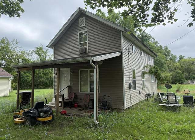 Property at 862 E Green St, Marshall, MI 49068, 3 beds, 2 baths