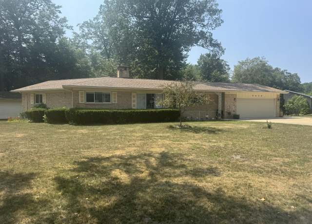Property at 5075 Wickham Dr, Norton Shores, MI 49441, 3 beds, 2 baths