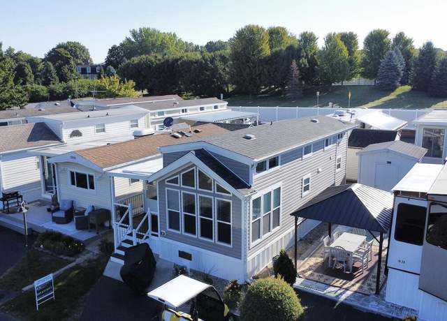 Property at 875 E Wells St #19, South Haven, MI 49090, 1 bed, 1 bath