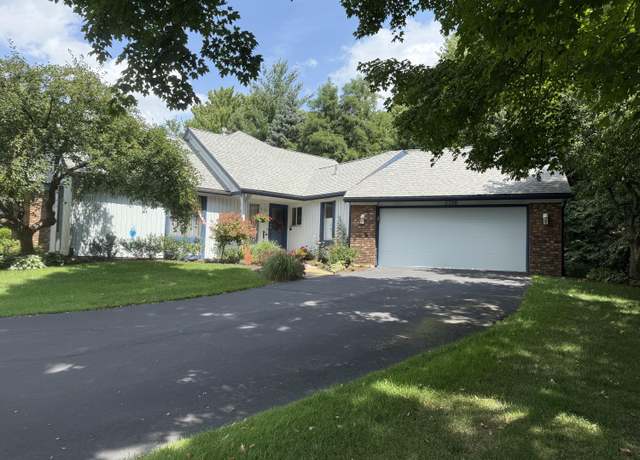 Property at 2338 Pheasant Ct SE, Grand Rapids, MI 49546, 3 beds, 3 baths