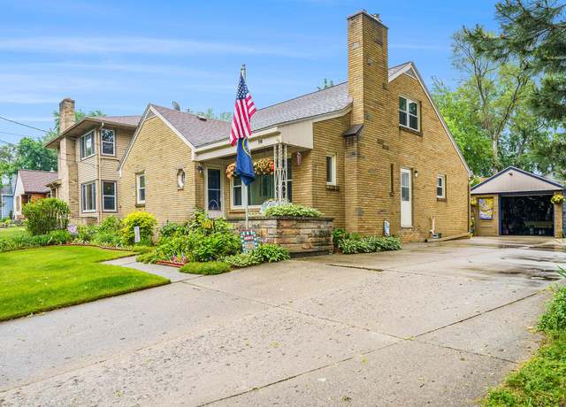 Property at 740 Halena St NE, Grand Rapids, MI 49505, 3 beds, 2 baths