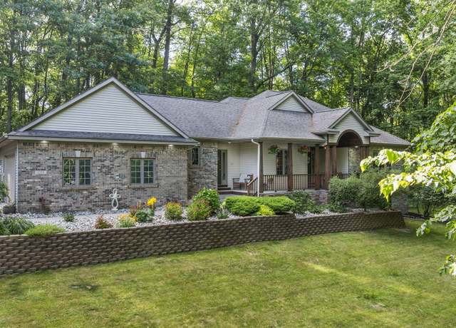 Property at 1255 White Pine Dr SW, Grand Rapids, MI 49534, 4 beds, 3.5 baths
