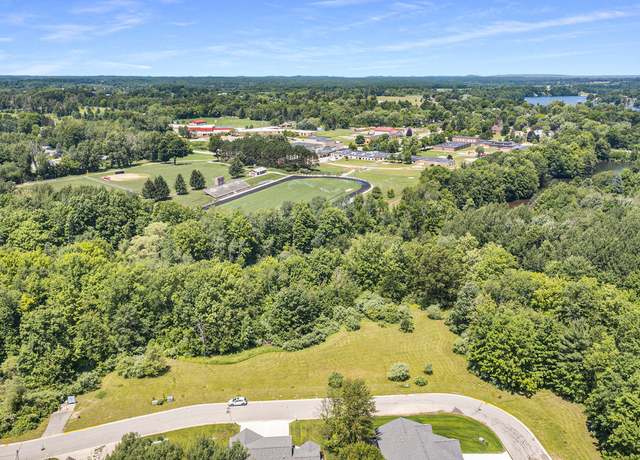 Property at 60 Creek Dr, Hart, MI 49420