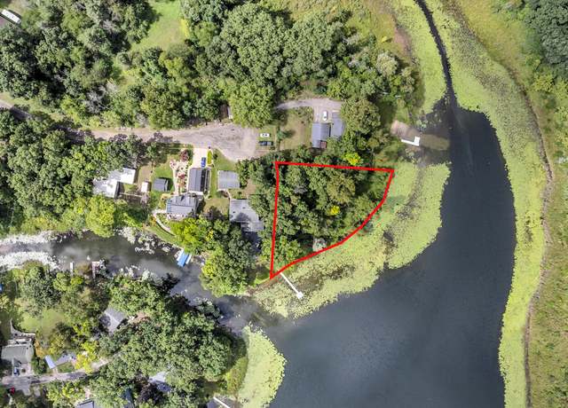 Property at 920 Cambridge Dr, Onsted, MI 49265