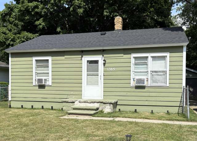 Property at 1385 Superior St, Benton Harbor, MI 49022, 2 beds, 1 bath