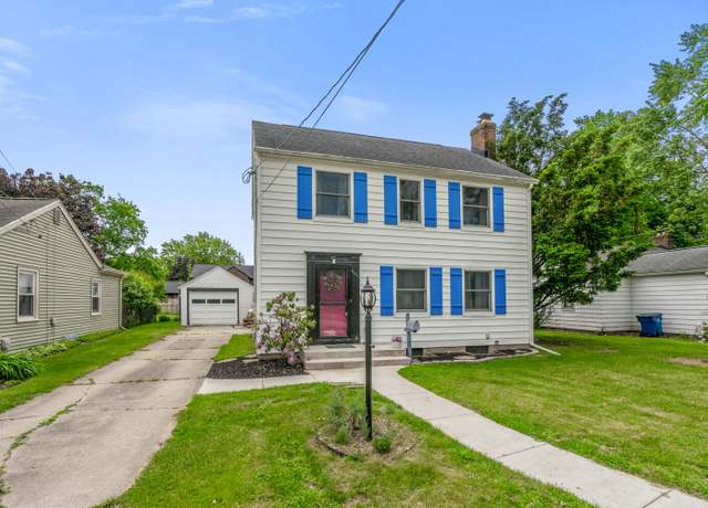 Property at 528 Glendale Blvd, Parchment, MI 49004, 3 beds, 1.5 baths