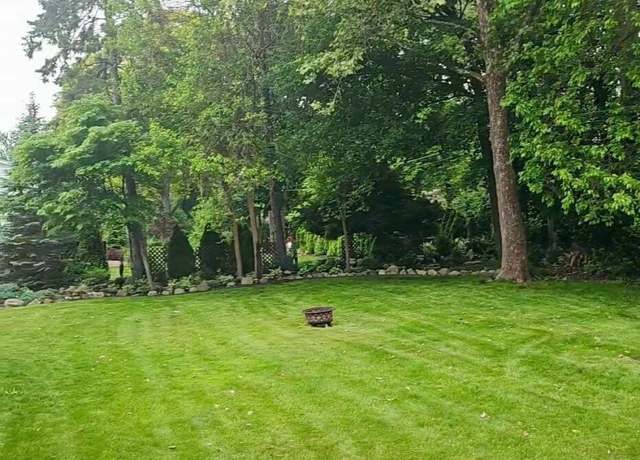 Property at 30135 Old Bedford St, Farmington Hills, MI 48331, 3 beds, 1.5 baths