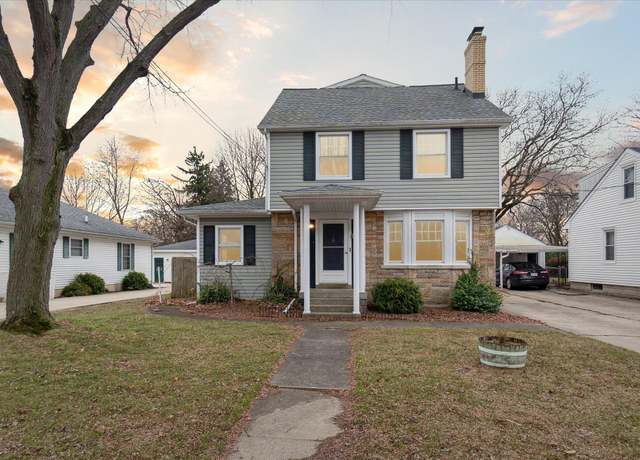 Property at 5815 Elmwood St, Monroe, MI 48161, 6 beds, 3.5 baths