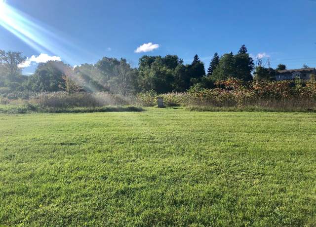 Property at 2510 Bay Pointe Dr, St. Joseph, MI 49085
