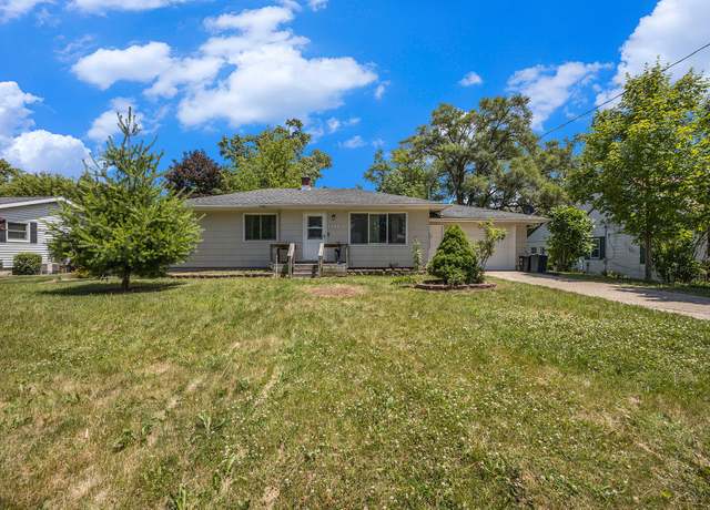 Property at 1556 Mullins Ave NW, Grand Rapids, MI 49534, 3 beds, 1.5 baths
