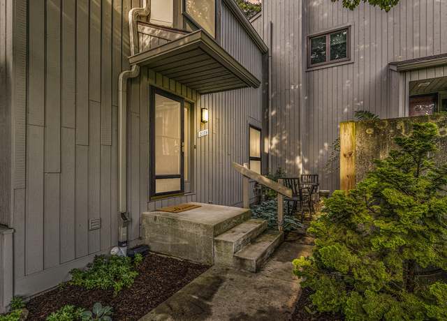 Property at 2174 Overlook Ct, Ann Arbor, MI 48103, 3 beds, 3.5 baths