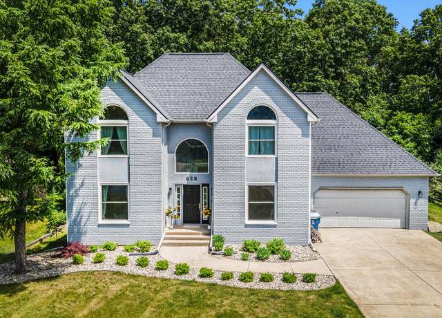 Property at 928 Wickford Dr, Kalamazoo, MI 49009, 4 beds, 3.5 baths
