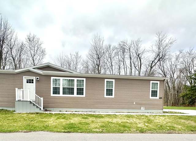 Property at 34 Dusk Ave #34, Sparta, MI 49345, 3 beds, 2 baths