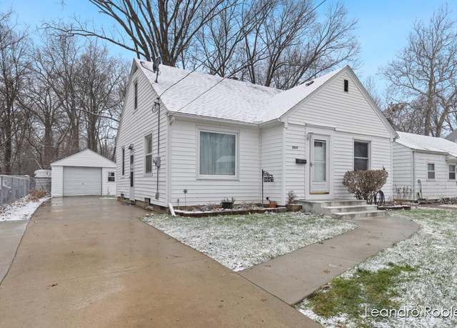 Property at 2647 Jefferson Dr SE, Grand Rapids, MI 49507, 3 beds, 1 bath