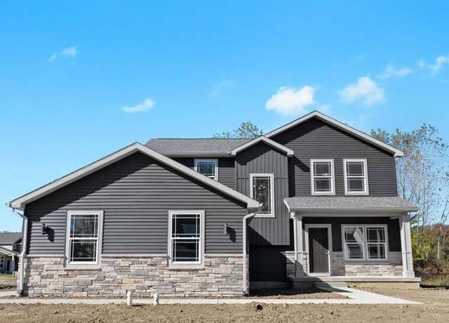Property at 1535 Thimbleberry Dr, Holt, MI 48842, 3 beds, 2.5 baths