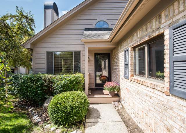 Property at 2020 Audubon Dr, Ann Arbor, MI 48103, 2 beds, 2.5 baths