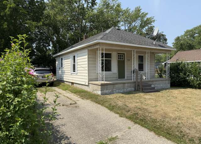 Property at 1939 Hudson St, Muskegon, MI 49441, 2 beds, 1 bath