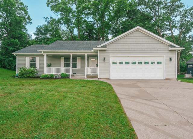 Property at 7813 3rd St, Dexter, MI 48130, 2 beds, 1.5 baths