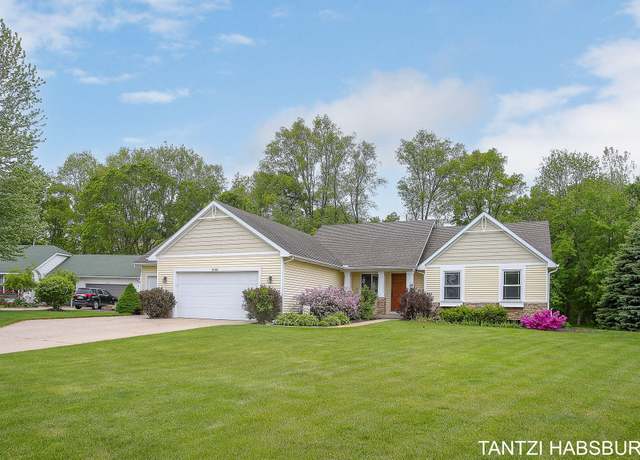 Property at 5150 Candlewood Ct, Coopersville, MI 49404, 5 beds, 3 baths