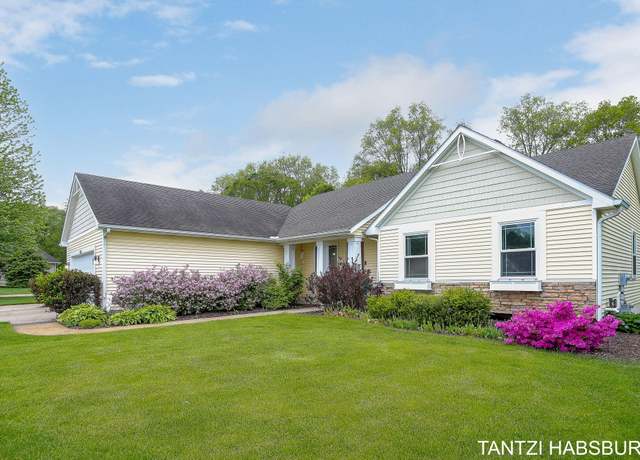 Property at 5150 Candlewood Ct, Coopersville, MI 49404, 5 beds, 3 baths