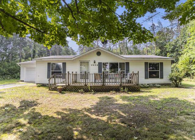 Property at 3839 W Monroe Rd, Hart, MI 49420, 3 beds, 2 baths