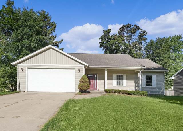Property at 2905 Remy Ct NE, Grand Rapids, MI 49505, 3 beds, 2.5 baths