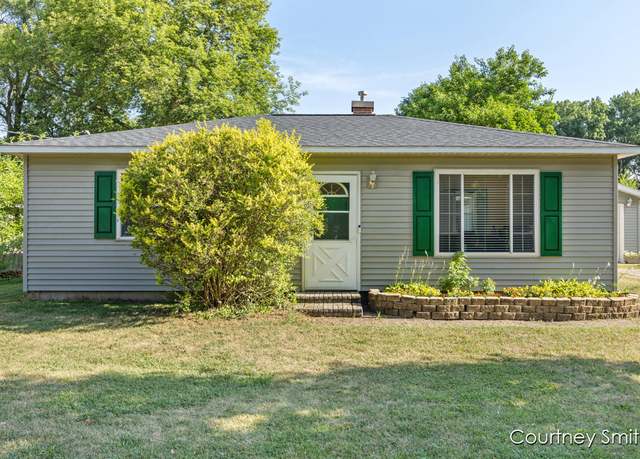 Property at 115 Coleman St SE, Grand Rapids, MI 49548, 2 beds, 1 bath
