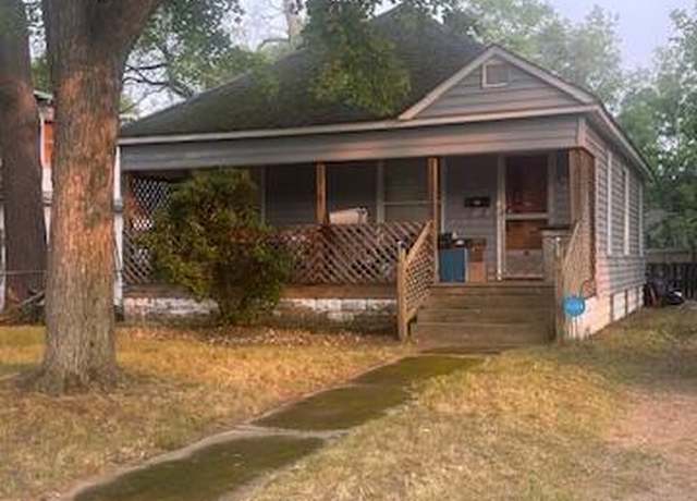 Property at 15 E Lincoln Ave, Muskegon Heights, MI 49444, 2 beds, 1 bath
