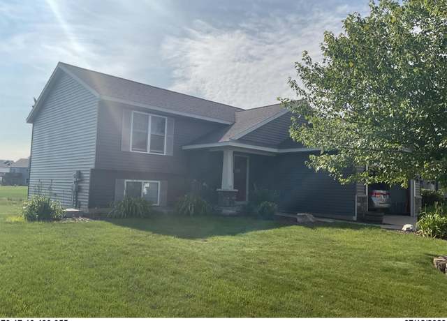 Property at 2494 Black Brook Dr, Zeeland, MI 49464, 4 beds, 2 baths