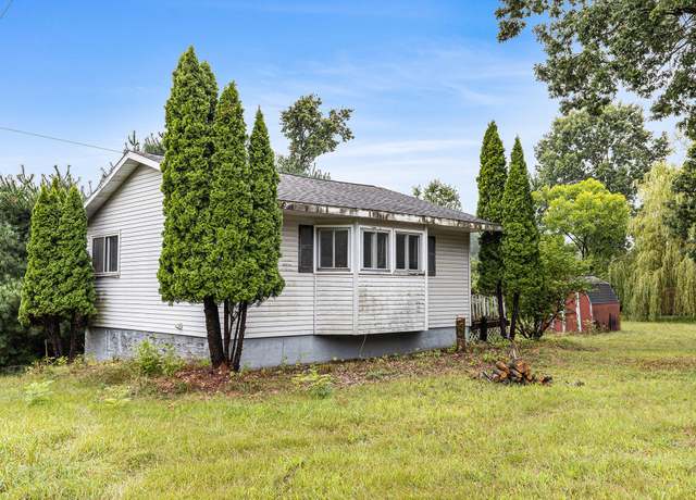 Property at 4009 W Long Lake Rd, Orleans, MI 48865, 3 beds, 1 bath