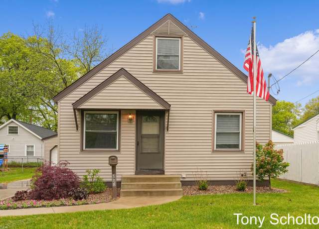 Property at 3921 Oriole Ave SW, Wyoming, MI 49509, 3 beds, 1 bath