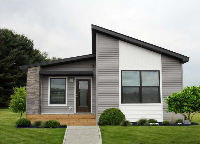 Property at 503 Alva St, Muskegon, MI 49442, 3 beds, 2 baths