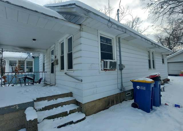 Property at 946 Hazen St SE, Grand Rapids, MI 49507, 2 beds, 1 bath