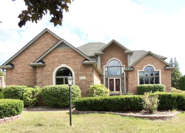 Property at 48290 Fir Ct, Utica, MI 48315, 4 beds, 4.5 baths