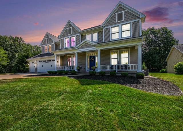 Property at 6421 Cullys Trl, Portage, MI 49024, 5 beds, 4.5 baths