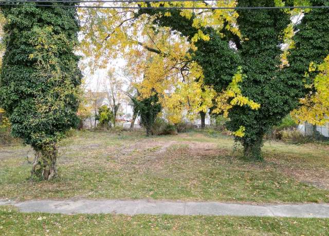Property at 814 / Woodlawn Ave, Grand Haven, MI 49417