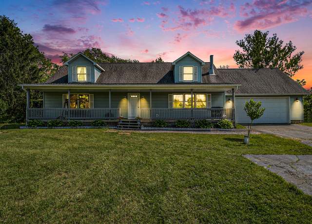 Property at 4050 Oakwood Rd, Ortonville, MI 48462, 4 beds, 3 baths