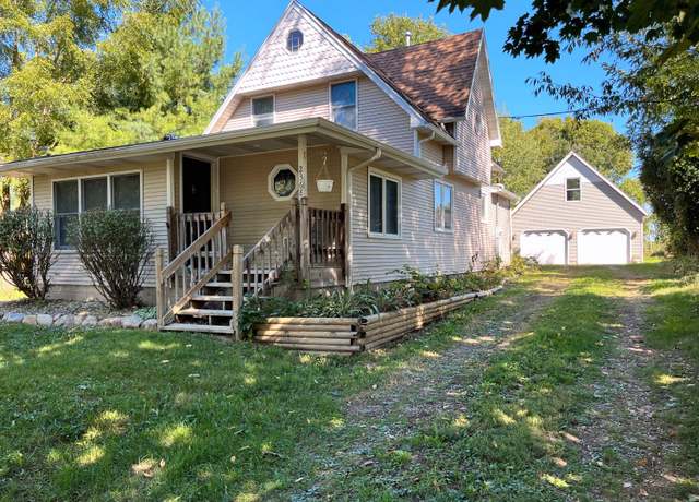 Property at 23684 N Shore Dr, Edwardsburg, MI 49112, 3 beds, 1 bath