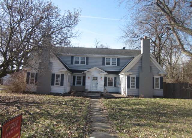 Property at 1647 Brockway Rd, Saginaw, MI 48602, 5 beds, 4.5 baths