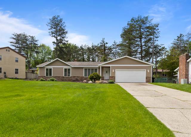 Property at 5123 Wembley Ct SW, Wyoming, MI 49509, 3 beds, 2 baths