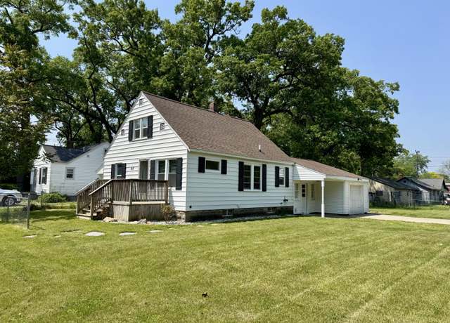 Property at 1513 Carlton St, Muskegon, MI 49442, 2 beds, 1 bath
