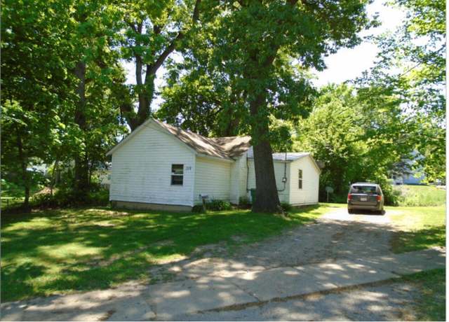 Property at 159 Spring St, Battle Creek, MI 49037, 3 beds, 1 bath