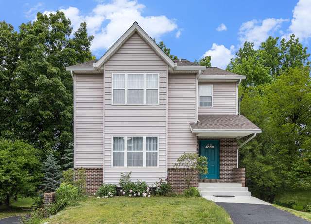 Property at 277 Fairway Ct, Plainwell, MI 49080, 4 beds, 3.5 baths