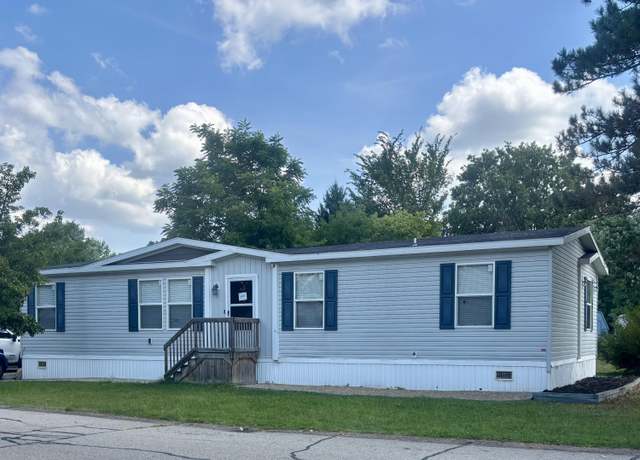 Property at 7061 W Bickett Blvd, Lansing, MI 48911, 4 beds, 2 baths