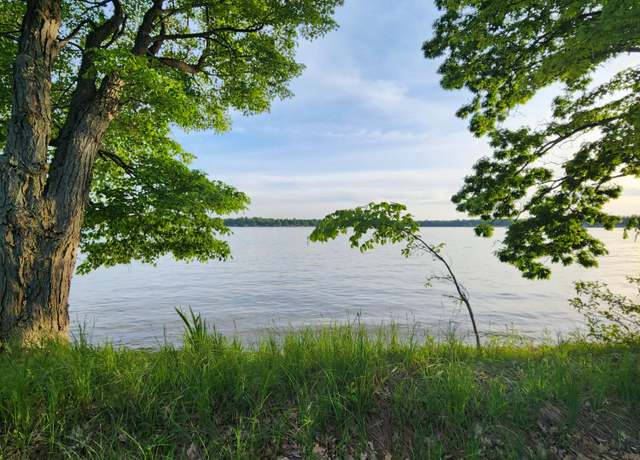 Property at 11156 N Shore Dr, Lake, MI 48632