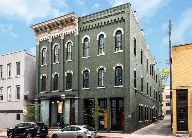 Property at 113 S Fourth Ave #6, Ann Arbor, MI 48104, 2 beds, 1.5 baths