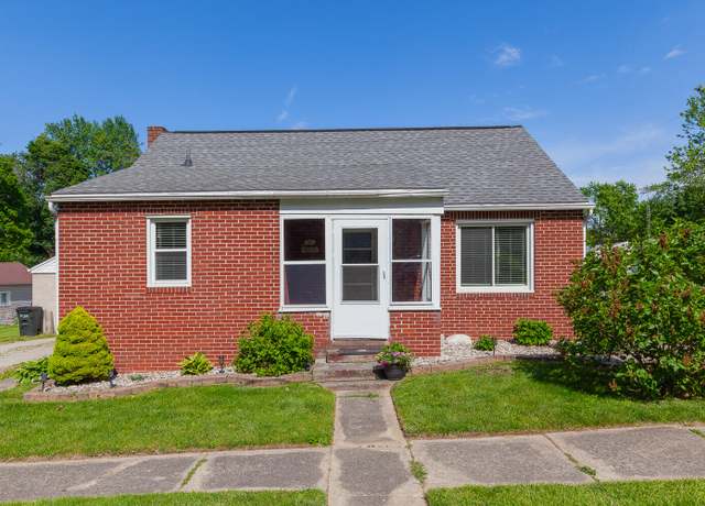 Property at 113 Greenleaf St, Onsted, MI 49265, 2 beds, 2 baths