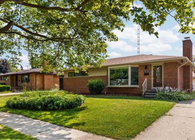 Property at 1534 Barrington Pl, Ann Arbor, MI 48103, 4 beds, 2.5 baths